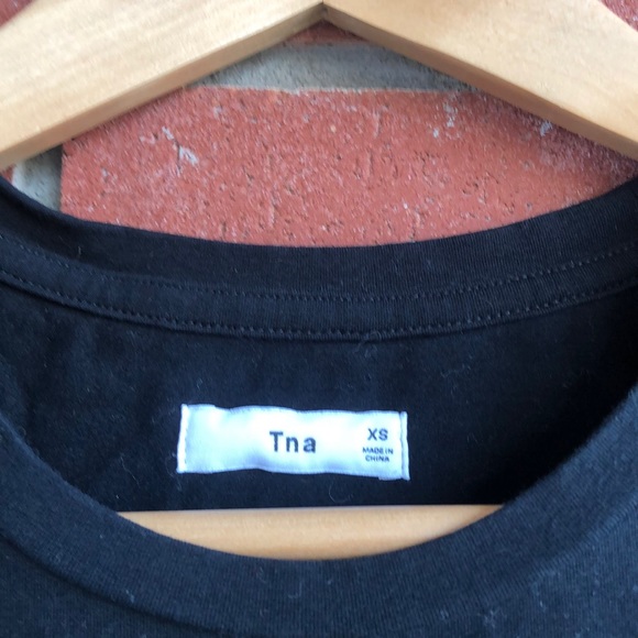 TNA crop shirt - Picture 2 of 3